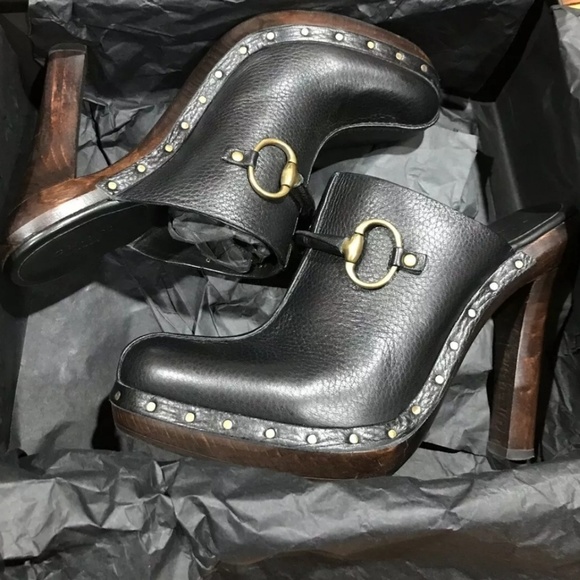 Gucci Shoes - 🔥Gucci Mules Clogs Black Horsebit Size 8